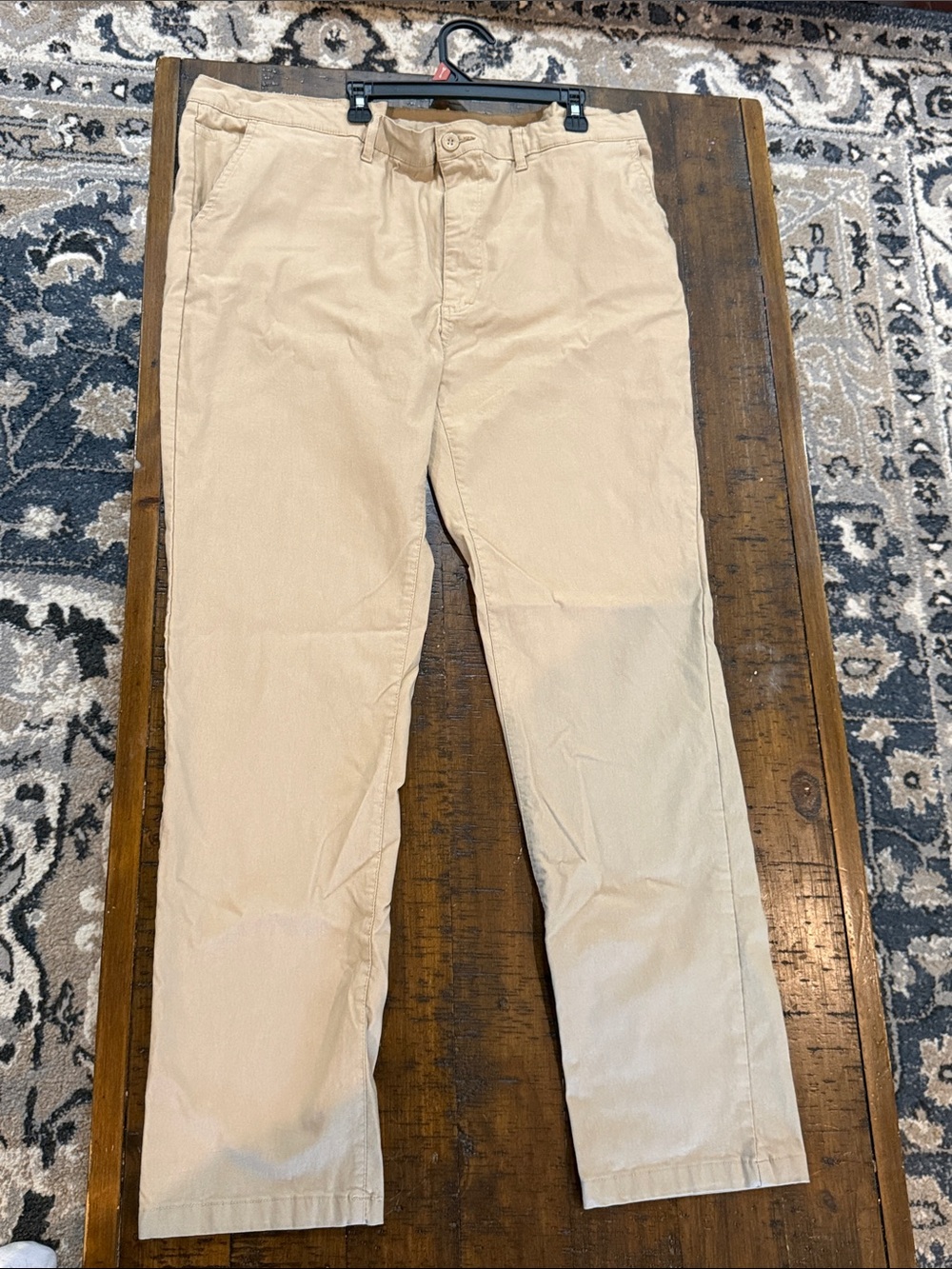 Galaxy By Harvic Light Beige Chino Pants - Picture 1 of 3